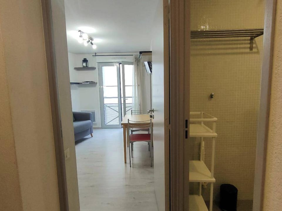 Appartement lumineux 4-6 pers, parking à Cauterets - FR-1-234-199 Apartment in Cauterets