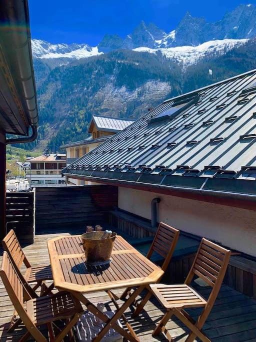 90m2 hypercentre, terrace, next to ski lift Apartment in Chamonix