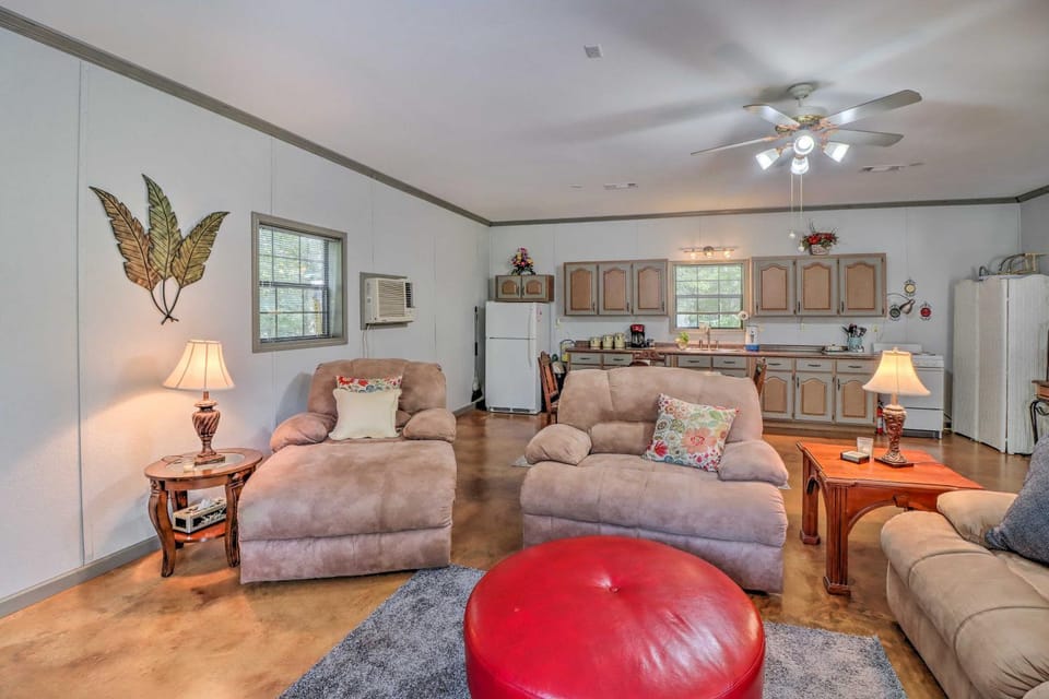 Heavenly Heber Springs Hideaway: Fish & Hike! House in Arkansas