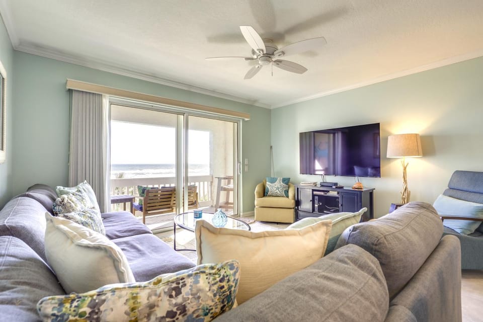 Beachfront St Augustine Condo w/ Pool Access House in Crescent Beach