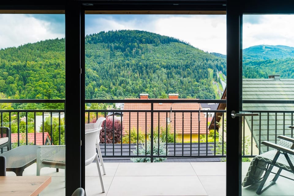 View (from property/room), Balcony/Terrace