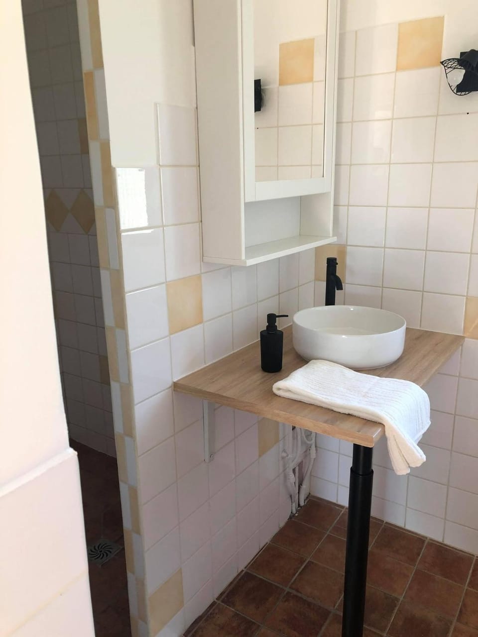 Shower, Bathroom, Bedroom