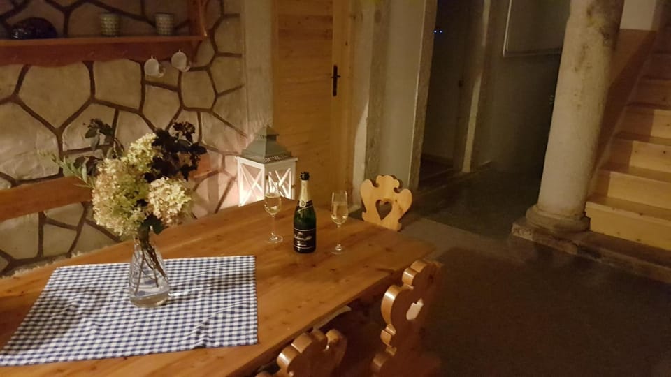 Chalupa V kopci House in Lower Silesian Voivodeship