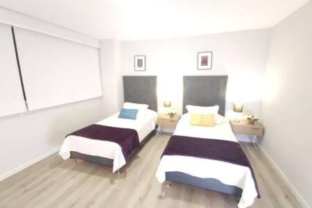 Leonora MaiaHome-Amplio apt en Polanco a pasos de Masaryk 3BD + 3BT Apartment in Mexico City