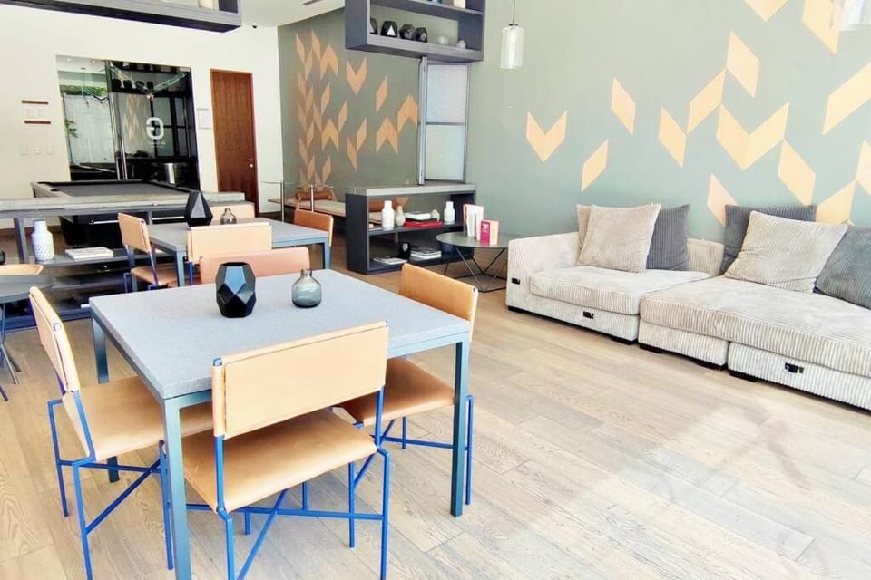 Kitchen or kitchenette, Bedroom