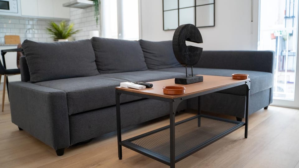 Living room, Seating area