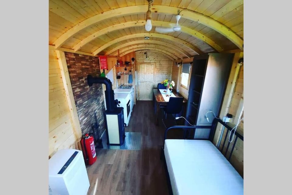 Autarkes Tiny House mit Rheinblick Apartment in Canton of Zurich