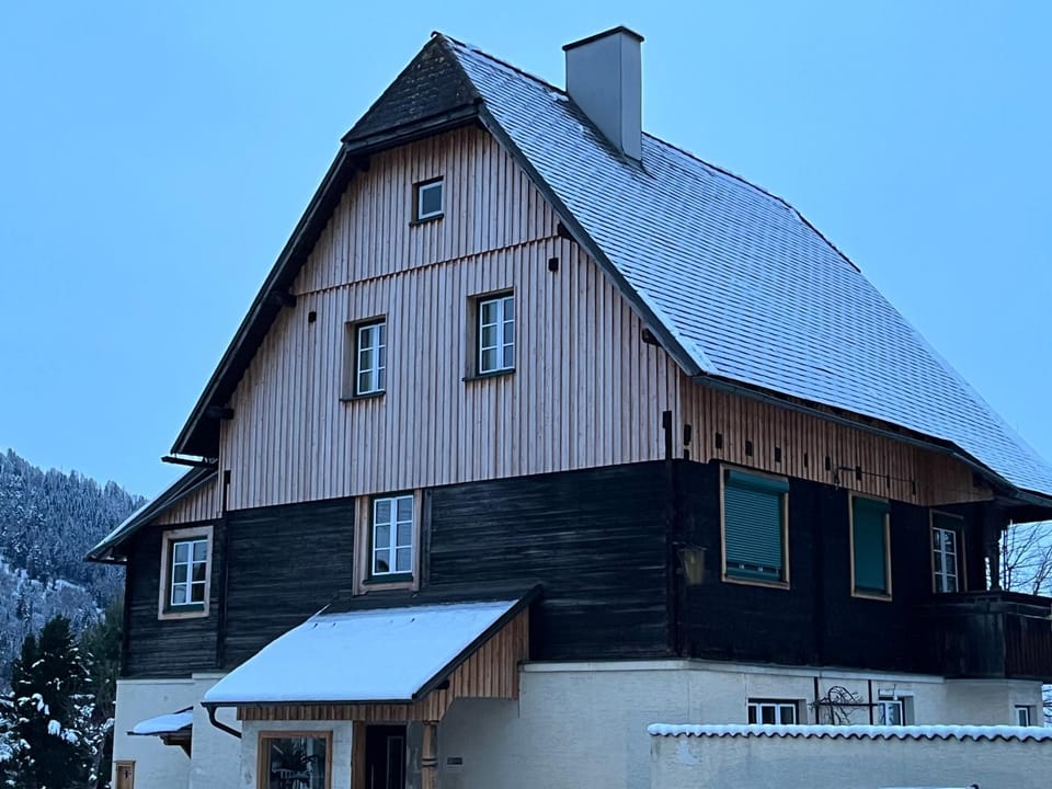 Property building, Winter