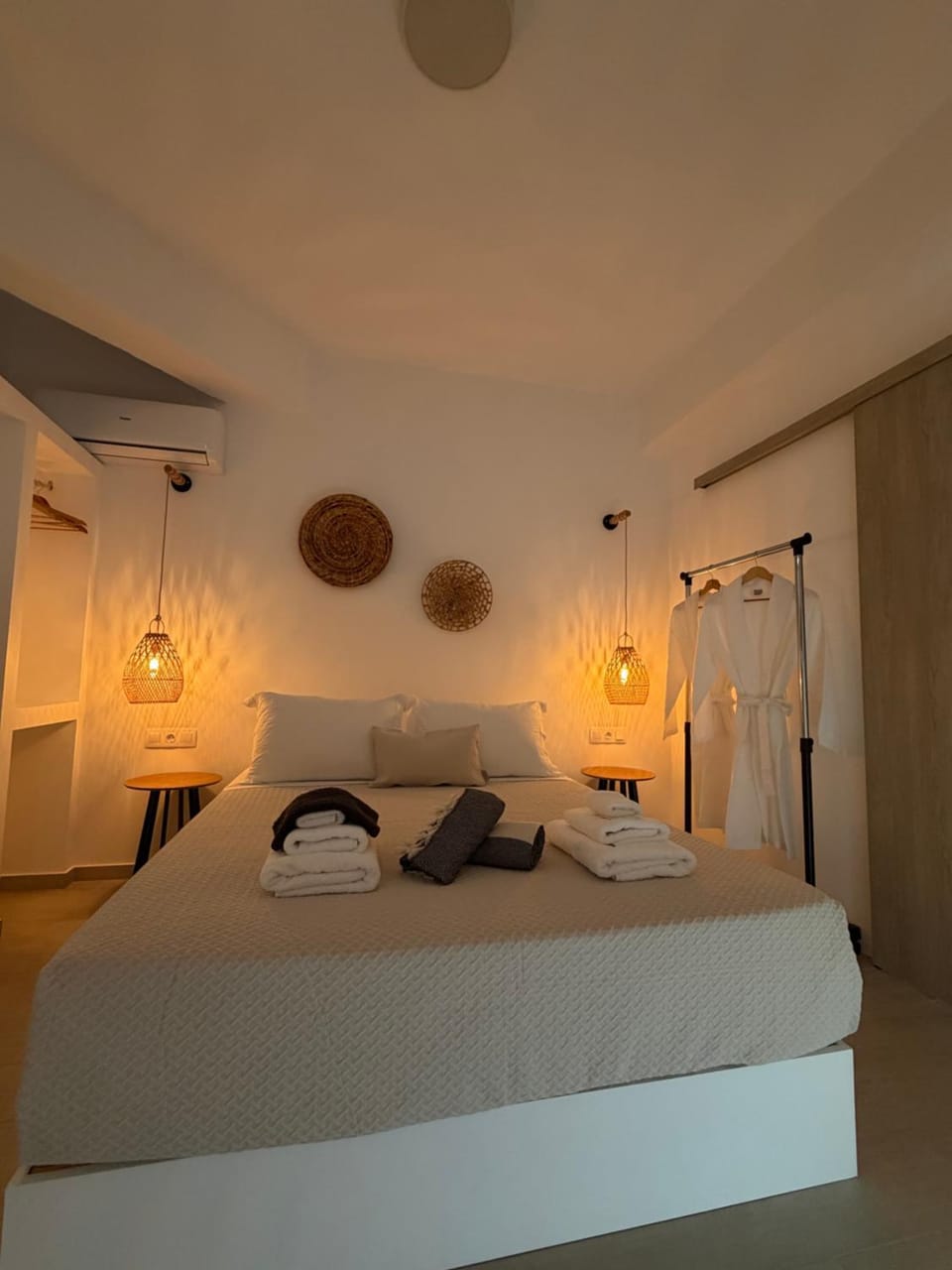 Eolia luxury suites Andros Villa in Decentralized Administration of the Aegean