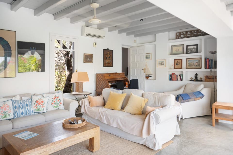 Property building, Living room