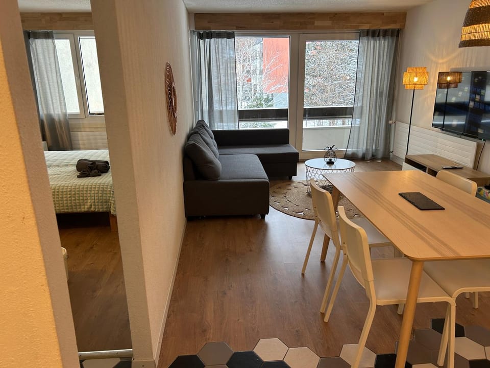 Living room, Photo of the whole room, Dining area, Bedroom