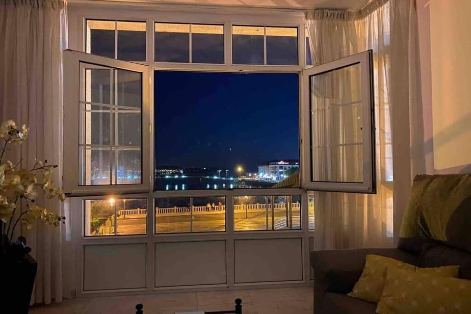 apartamento plaza del parque Apartment in O Salnés