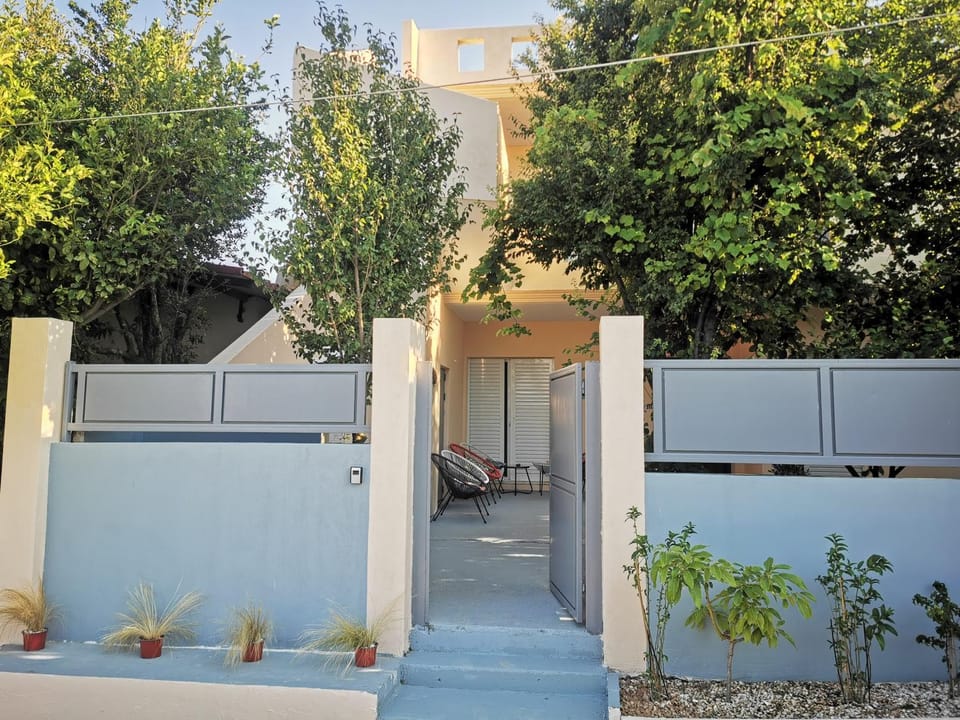 Xaido's House near airport port sea Apartment in East Attica Regional Unit, Greece