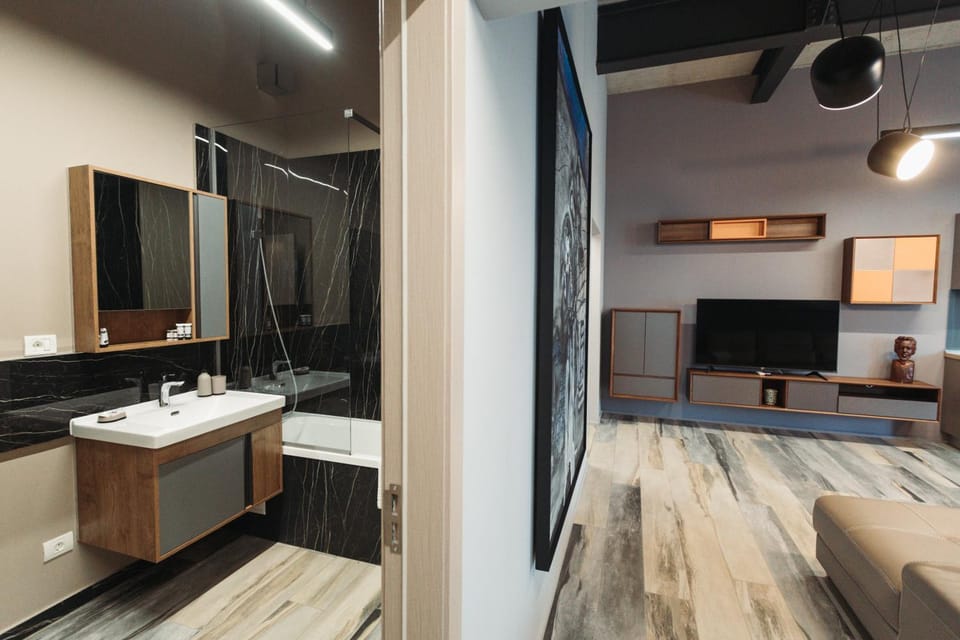 Bathroom, Living room, Bath