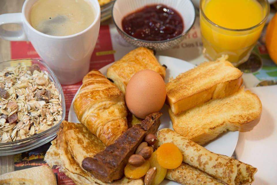 Buffet breakfast