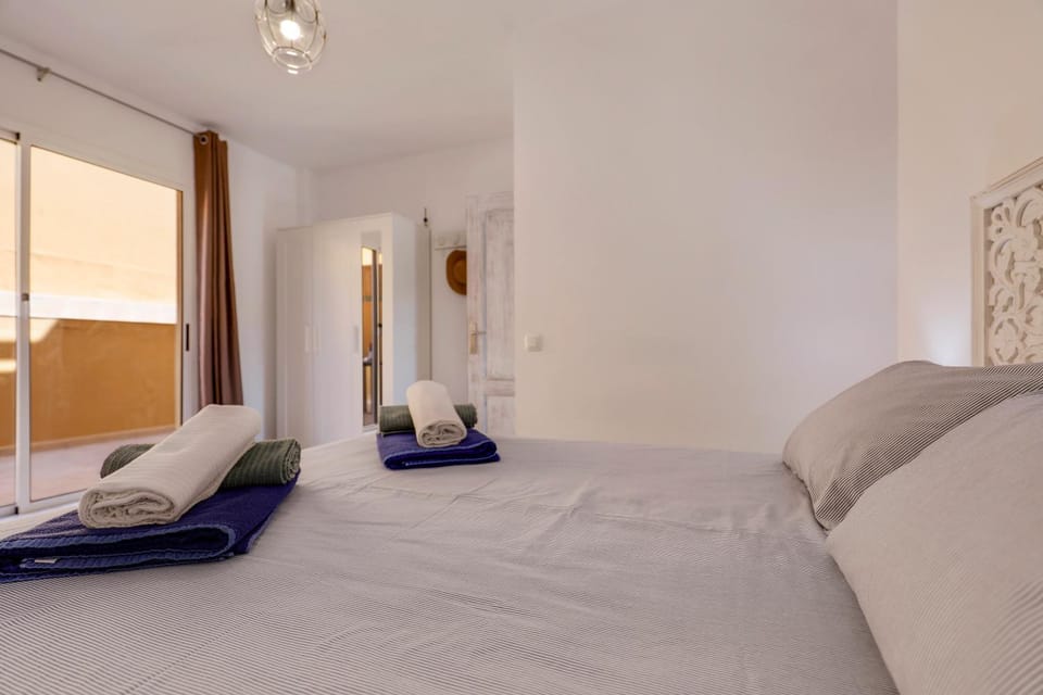 Living room, Bedroom