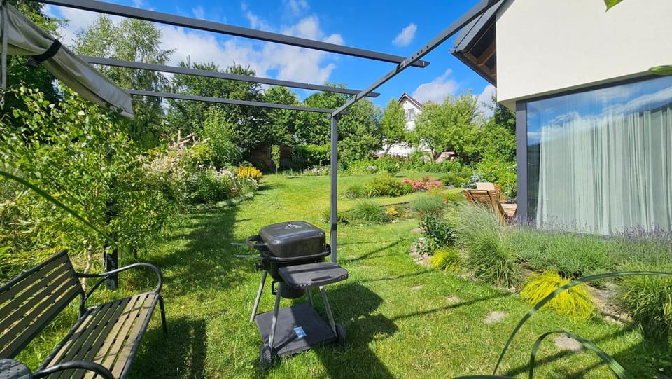 Garden, Garden view