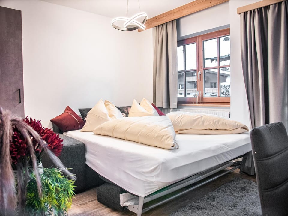 Living room, Bedroom