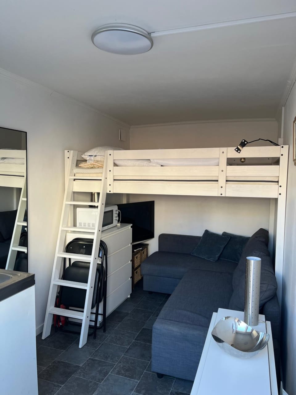 Living room, Photo of the whole room, Seating area, Bedroom, bunk bed
