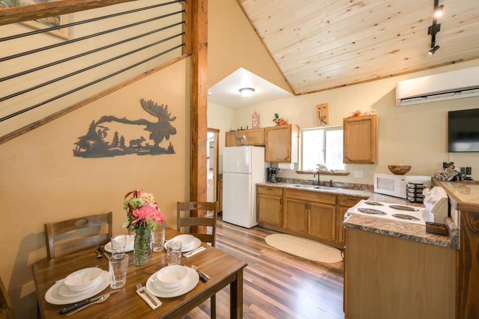 'Cabin at the Little Ranch' w/ Hiking On-Site! Cabin in La Plata County