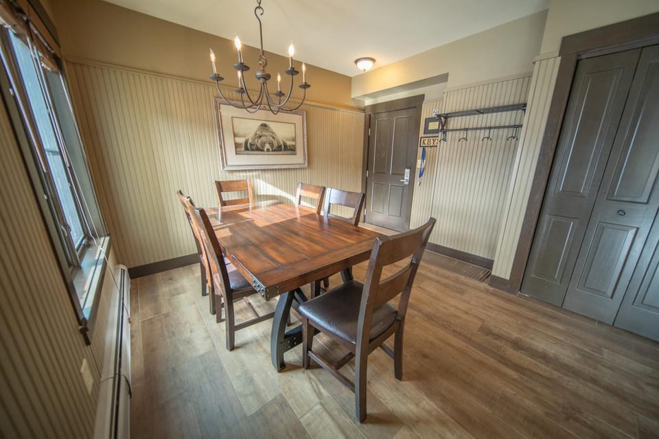 Black Bear 8053 by SummitCove Lodging in Colorado House in Keystone