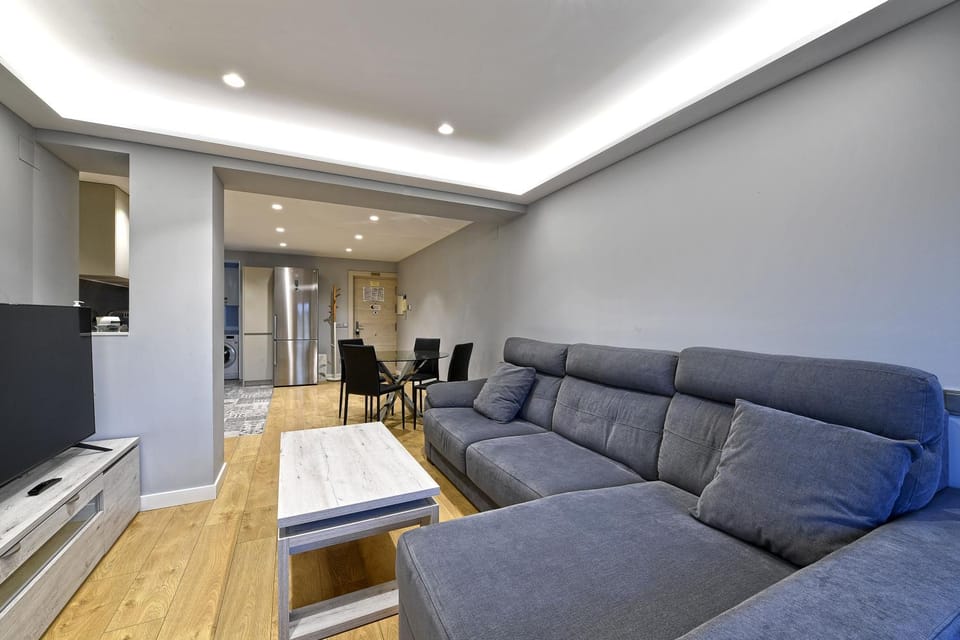 TV and multimedia, Living room, Seating area