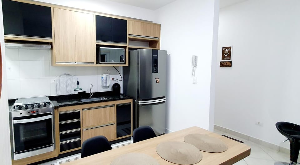 Kitchen or kitchenette, Dining area, oven, stove, toaster