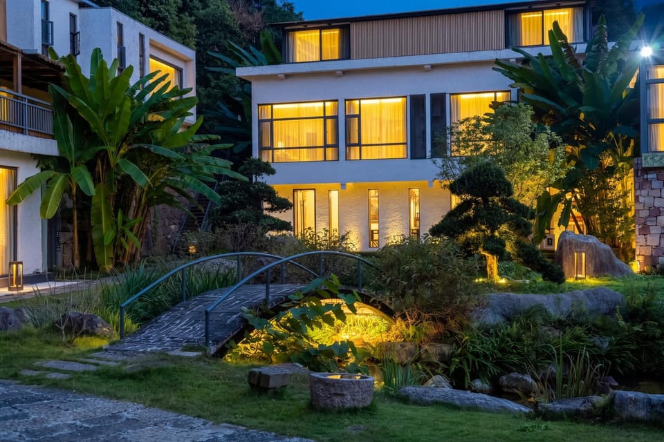 Property building, Garden view