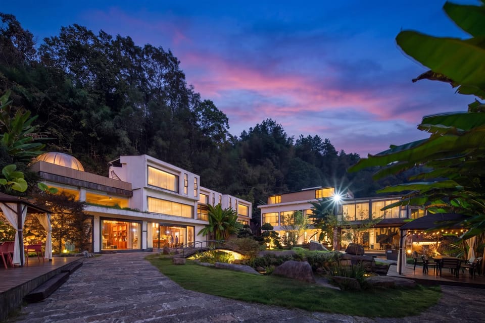 Property building, Night