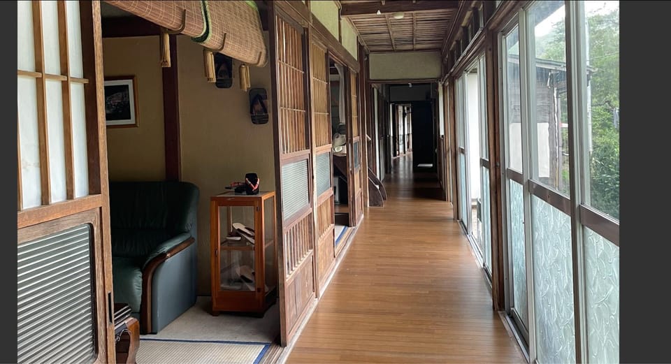 Konosu Onsen 鴻の巣温泉 1F Bed and Breakfast in Sendai