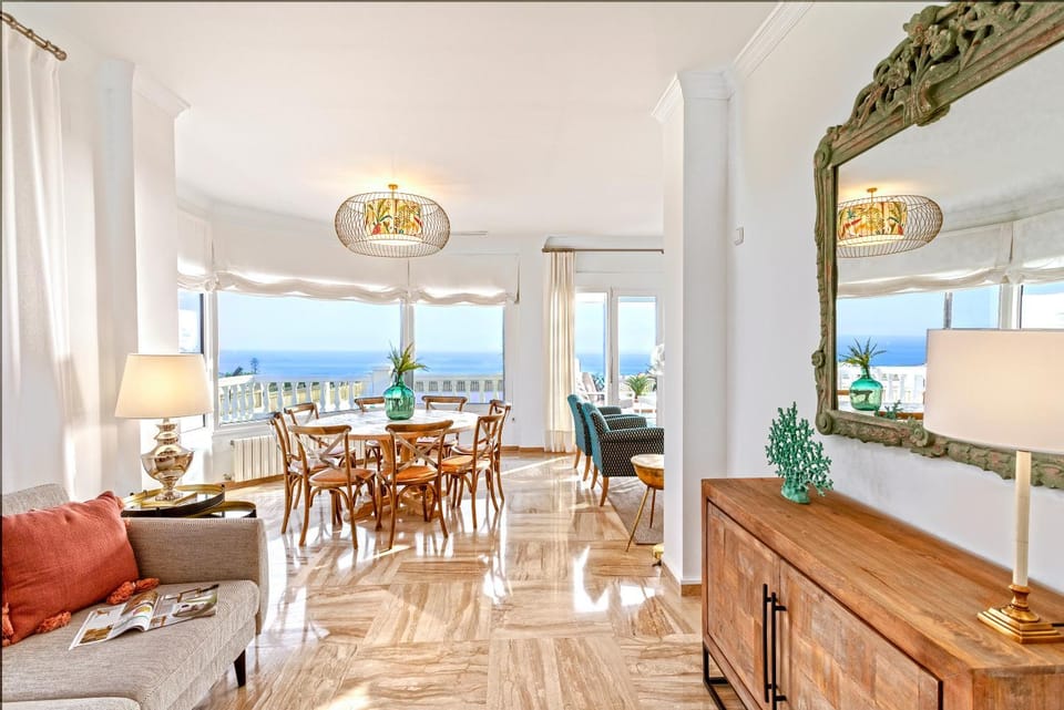 Living room, Seating area, Dining area, Sea view