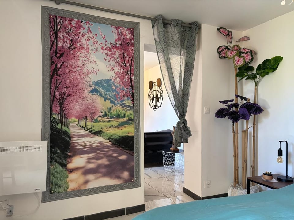 Reve de Panda avec Sauna et Jacuzzi Privatif Apartment in Auvergne-Rhône-Alpes