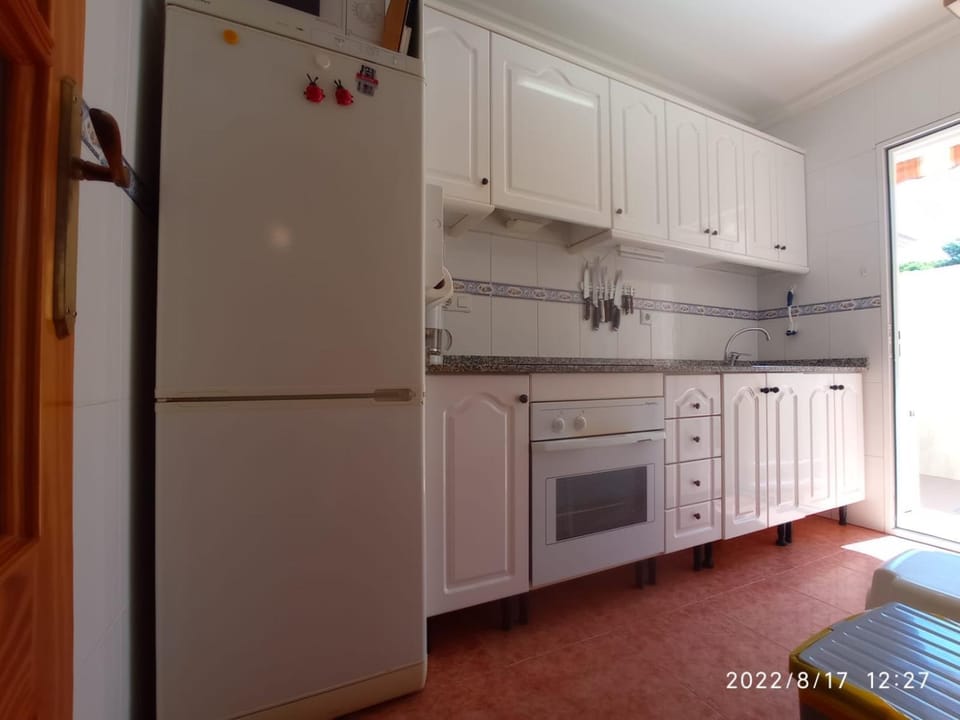 Kitchen or kitchenette, dishwasher, minibar, pet friendly, stove