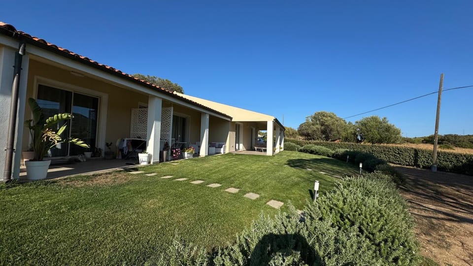 Property building, Spring, Garden, Garden view