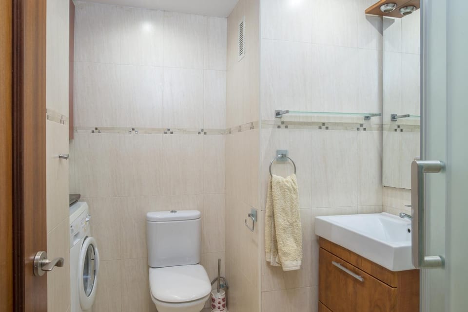 Bathroom, Living room