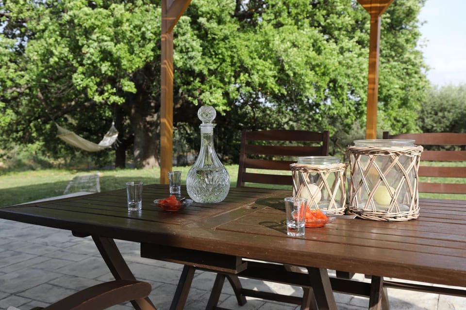 Patio, Garden view