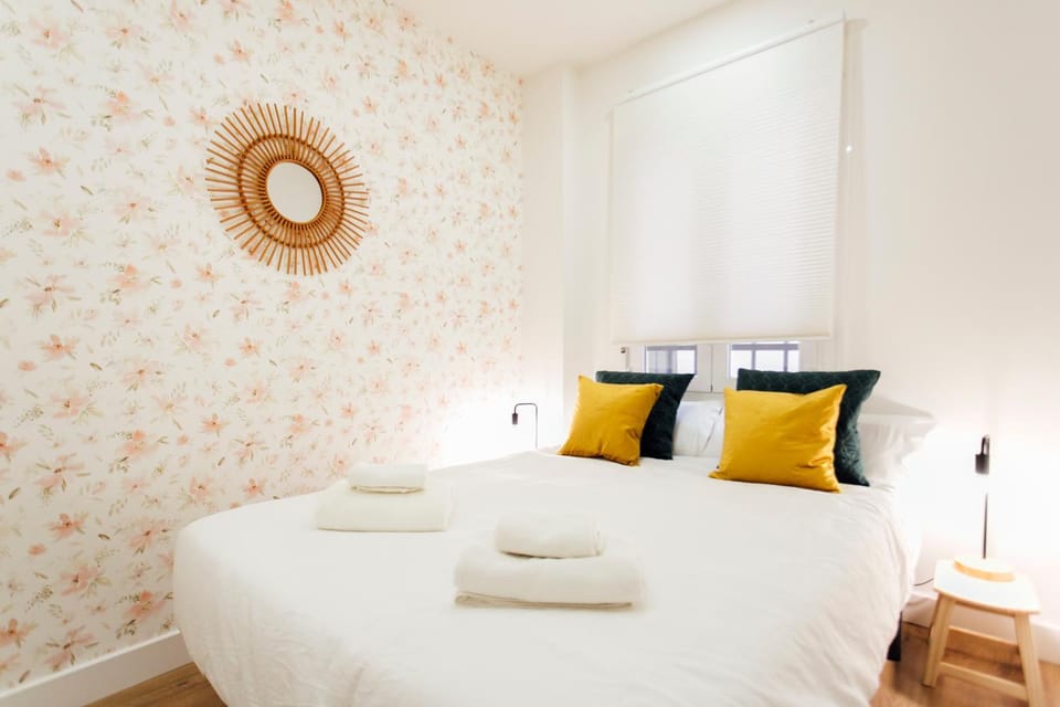 Bed, Bedroom