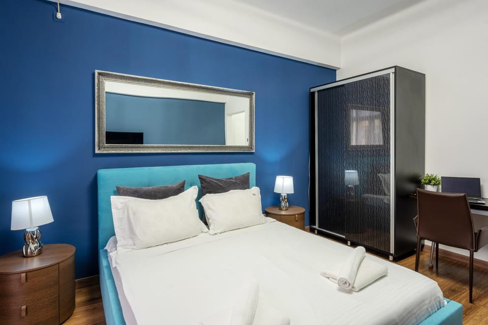 Bed, Photo of the whole room, Bedroom