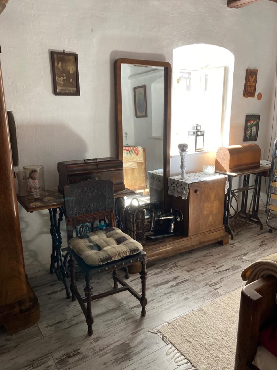 Photo of the whole room