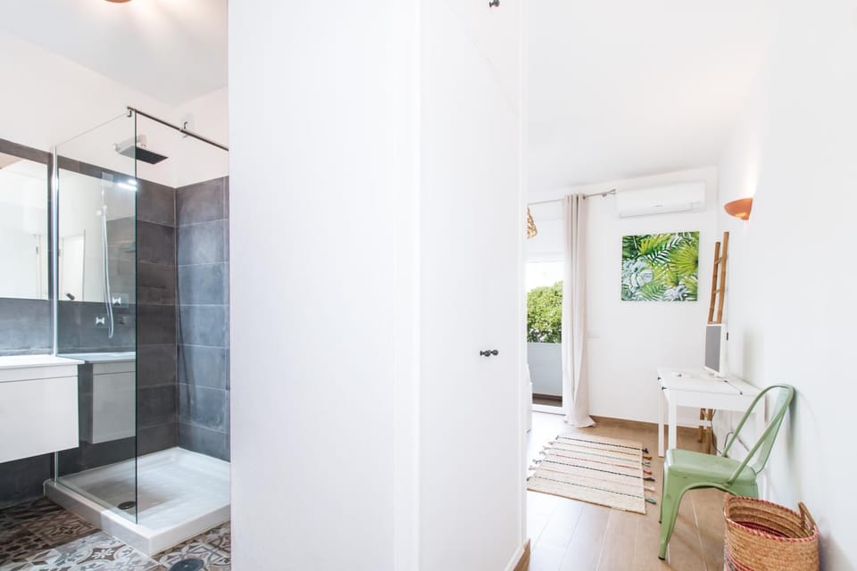 Bedroom, VIP