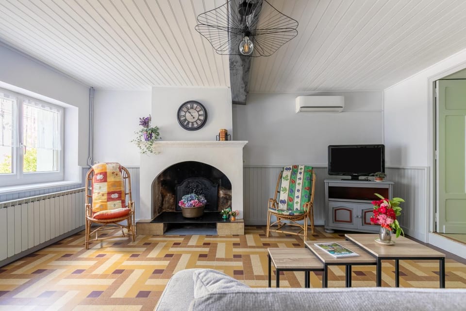 Living room, Other