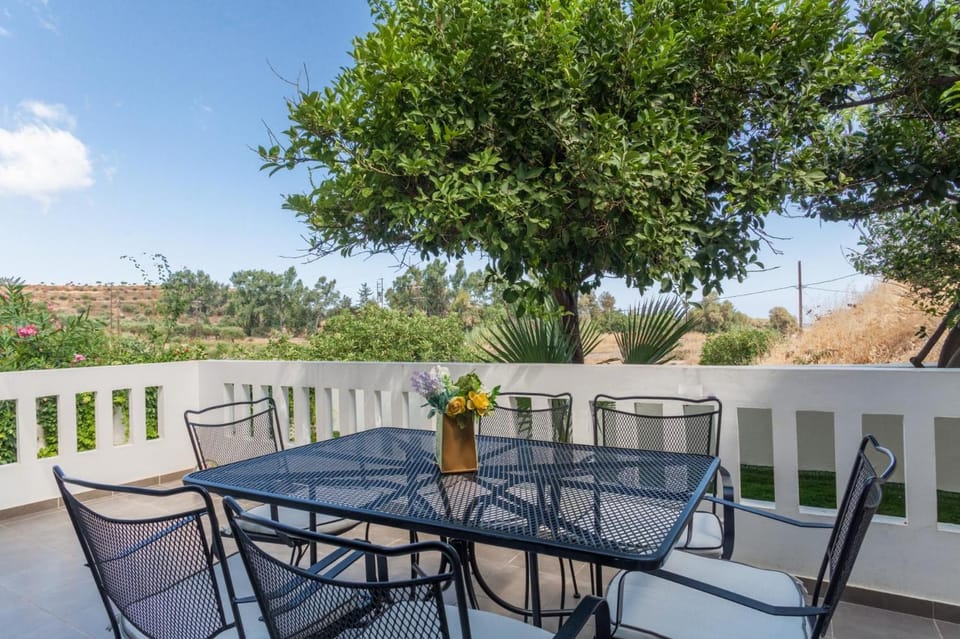 Garden, View (from property/room), Balcony/Terrace