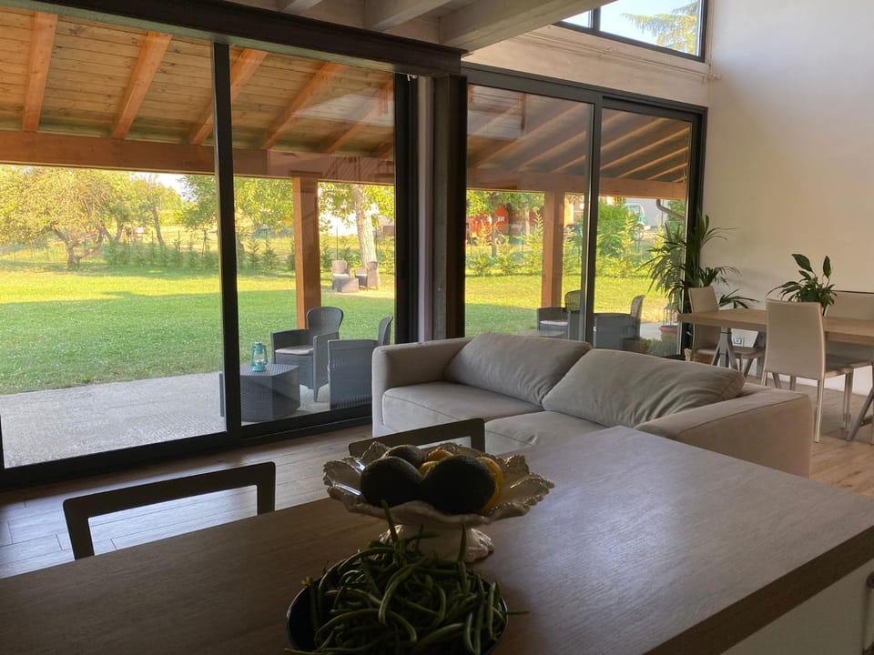 Living room, Garden view