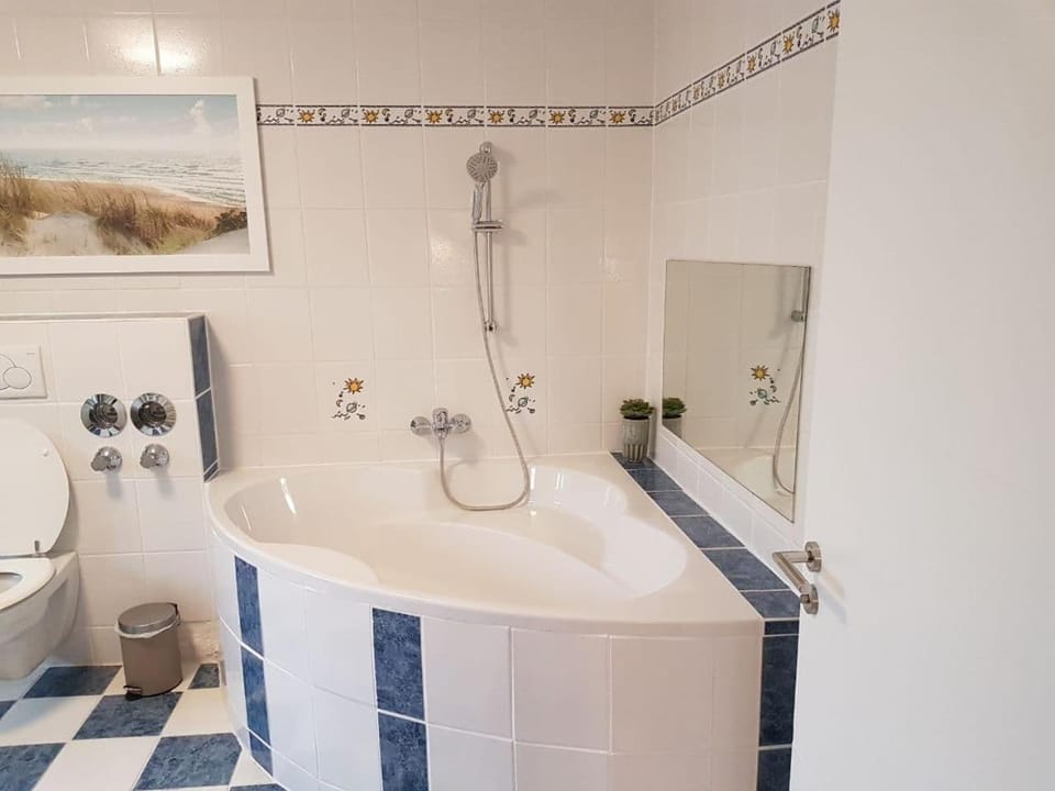 Bathroom, Bath