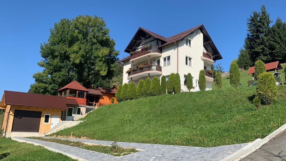Property building, Garden