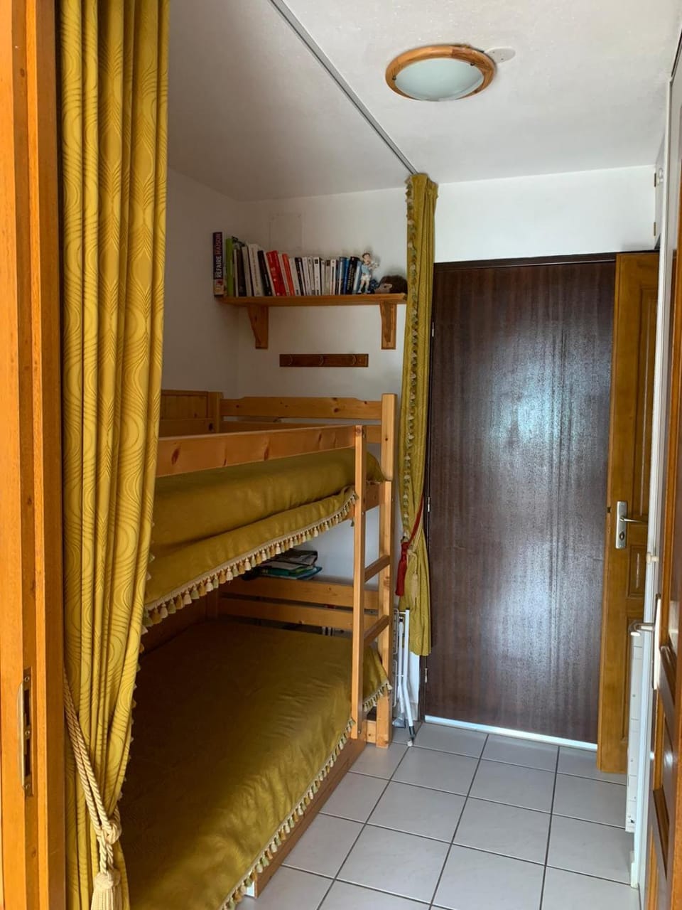 bunk bed