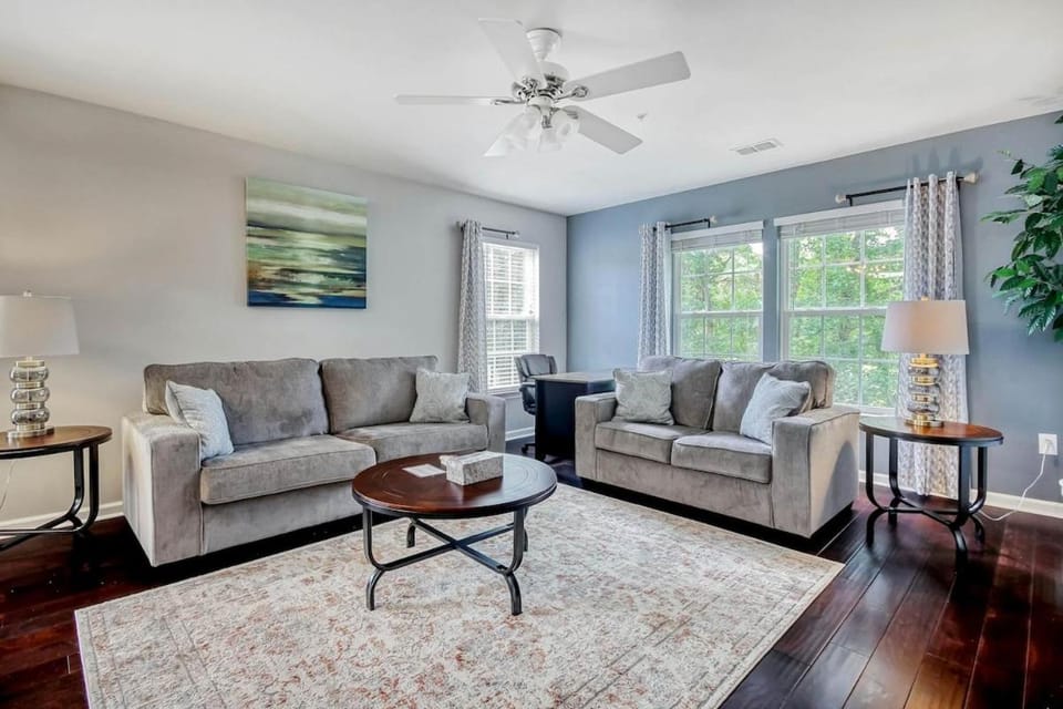 River Oaks Retreat House in Carolina Forest