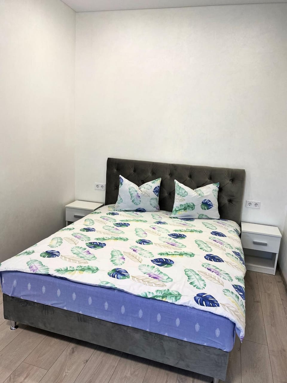 ЦЕНТР ЖК Театральний& Підземний ПАРКІНГ Студія Apartment in Ukraine