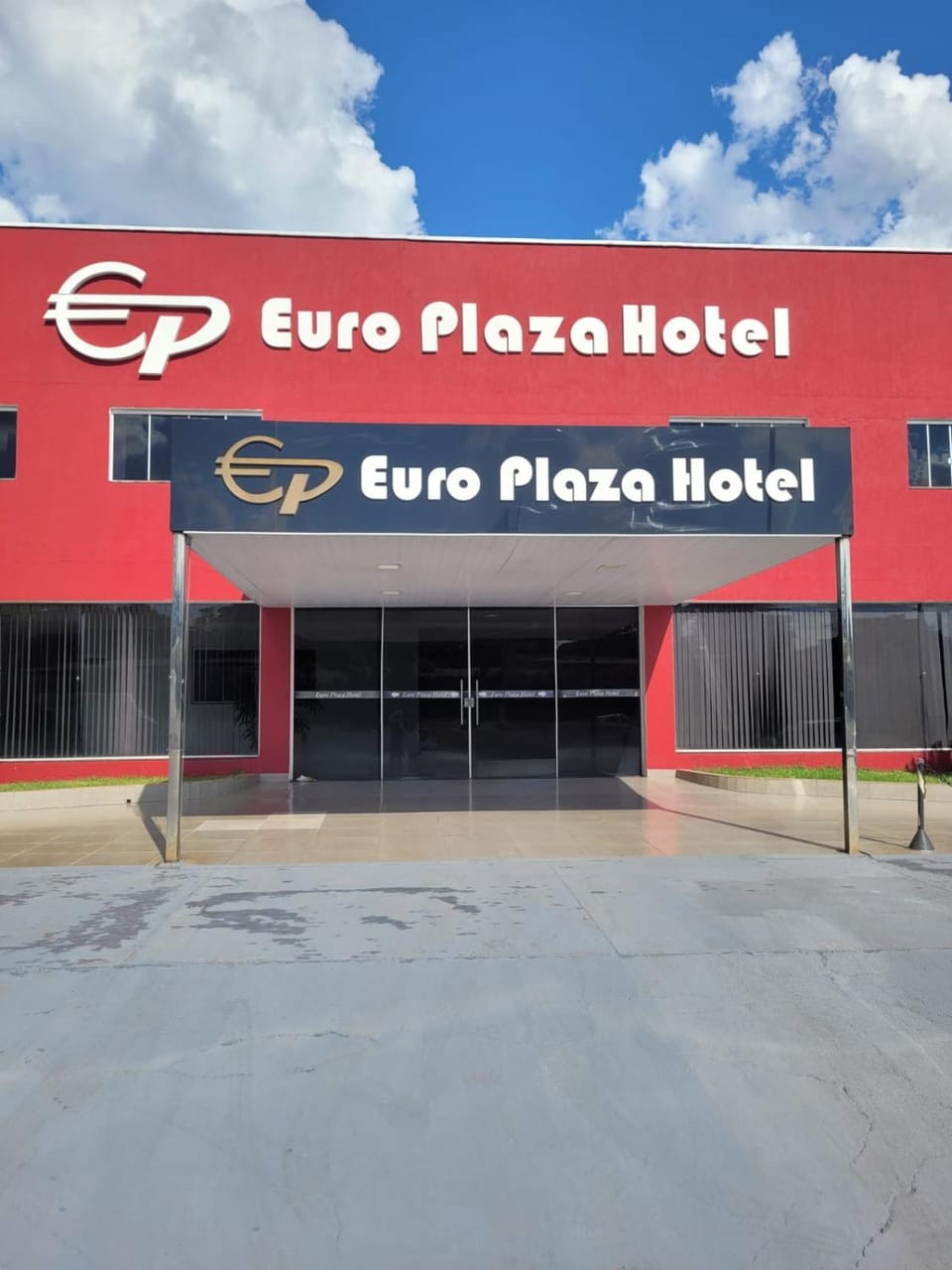 Property building, Facade/entrance, Street view