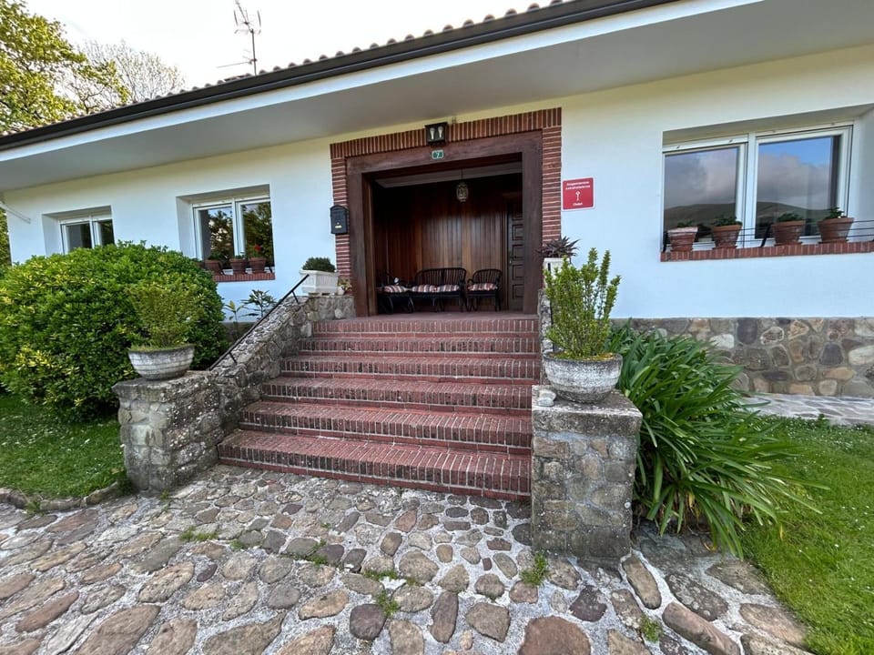 Casa Amalia - En el corazón verde de Cantabria!! House in Cantabria